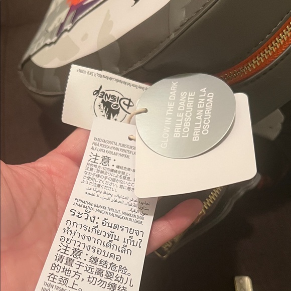 ( 0355) Unisex Disney Castle Themed Backpack - Picture 5 of 7